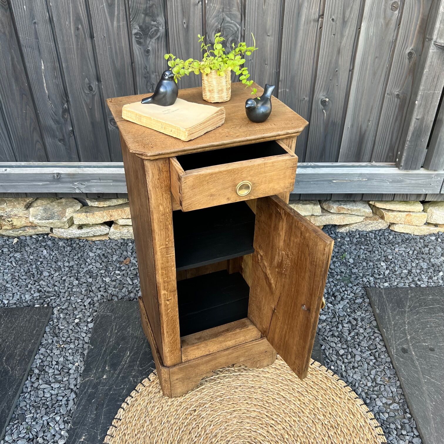 Chevet restauré en chêne massif