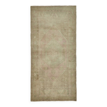 Tapis anatolien vintage turc 126 cm x 260 cm