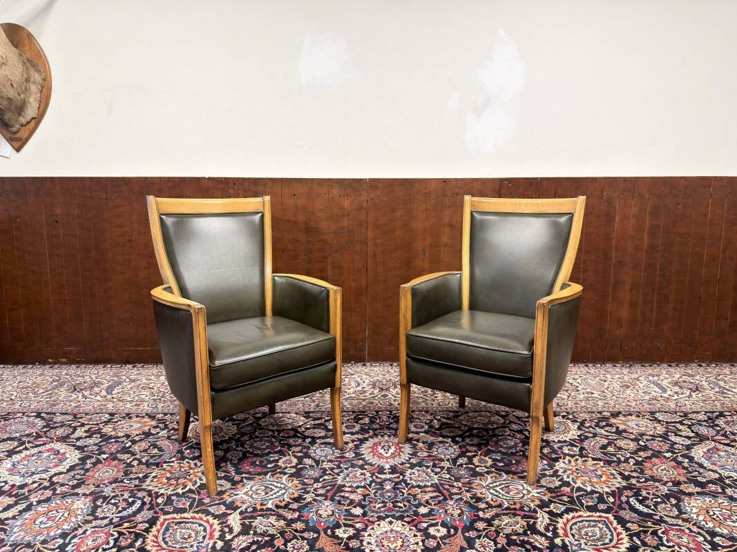 Ensemble de bureau classique RAC en anglais avec table de conférence