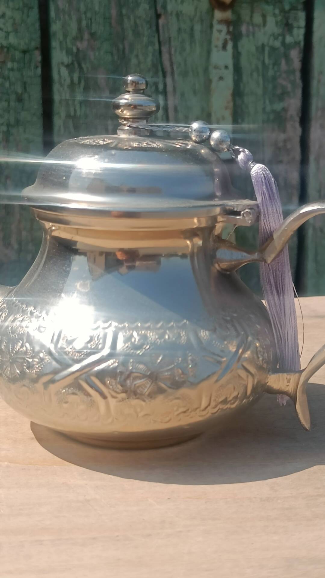 Vintage Moroccan teapot in silver-plated metal – Marouan