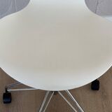 Vintage Desk Chair 3117 by Arne Jacobsen for Fritz Hansen in White