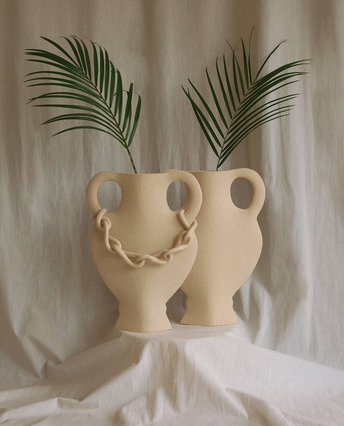 'Chain' Ceramic Vase