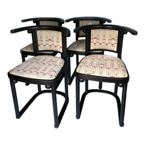 Set de 4 chaises de salle