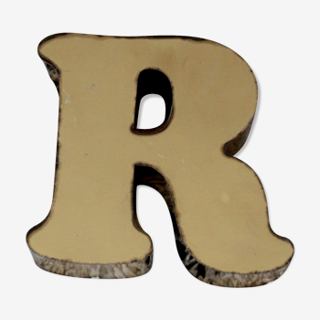 Lettre d'enseigne en laiton lettre "R"  boutique décoration vintage