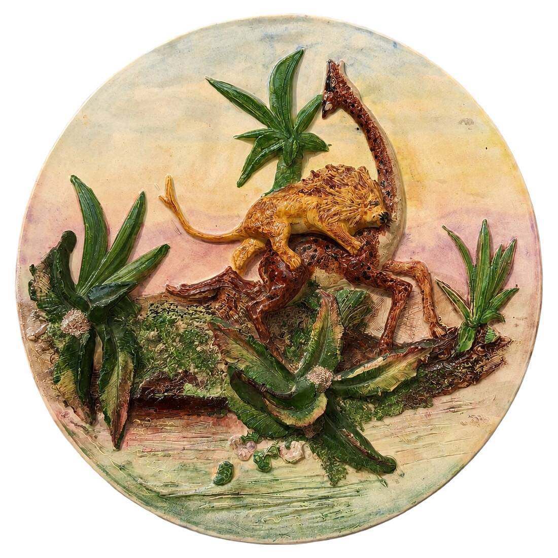 Large wall plate in ceramic with relief decoration