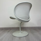 Chair ' o Line ' by Herbert Ohl