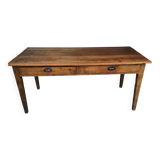 Farm table