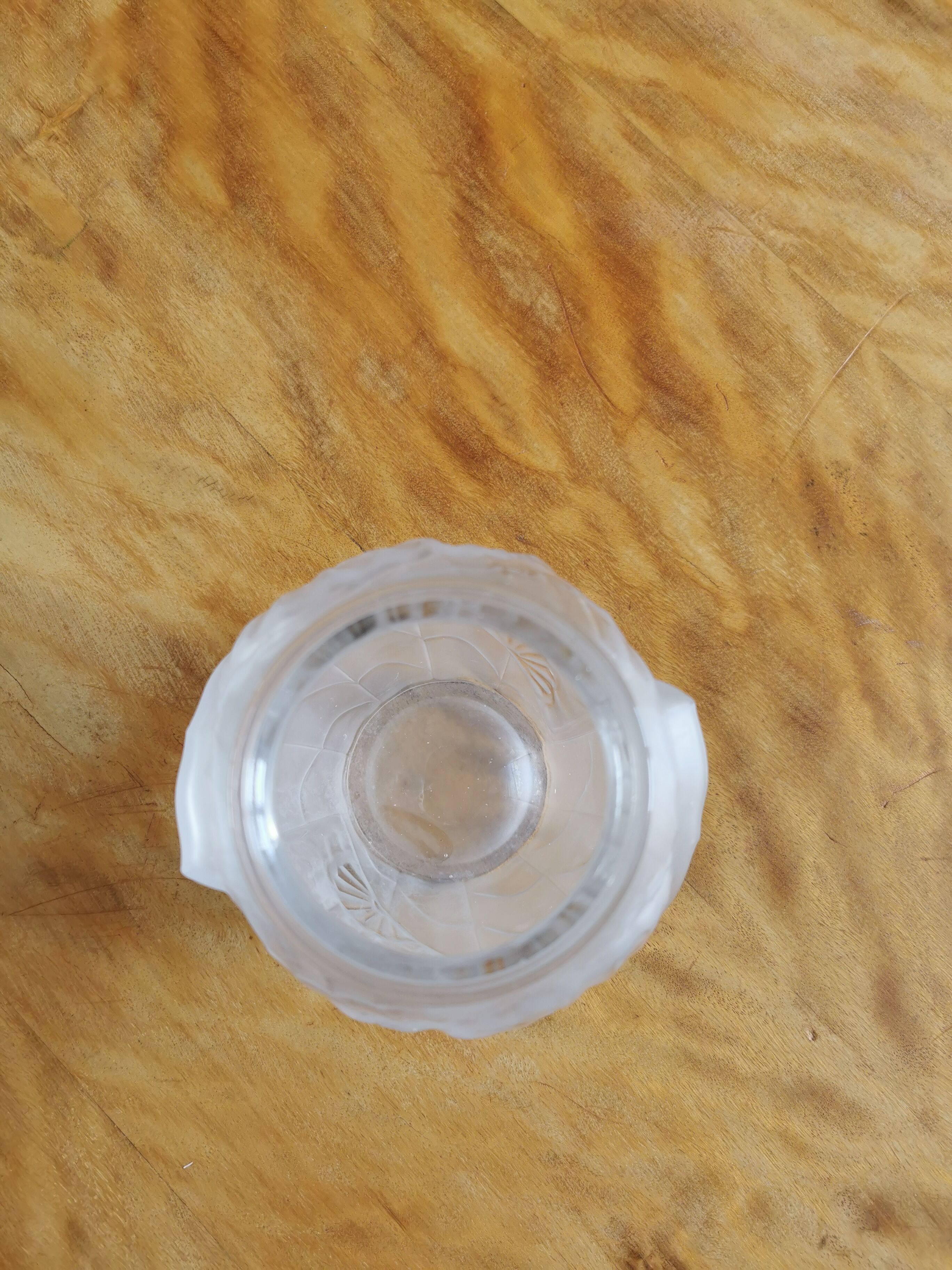 Art Deco vase in white frosted and translucent glass.