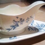 Ironware sauce boat from the beginning of the 20th century
