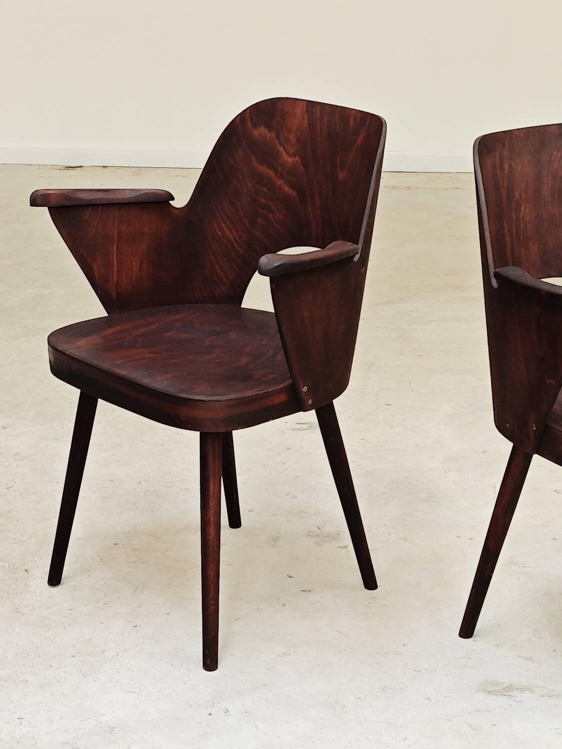 Pair of wooden armchairs by Lubomir Hofmann for Ton (Thonet), 1960