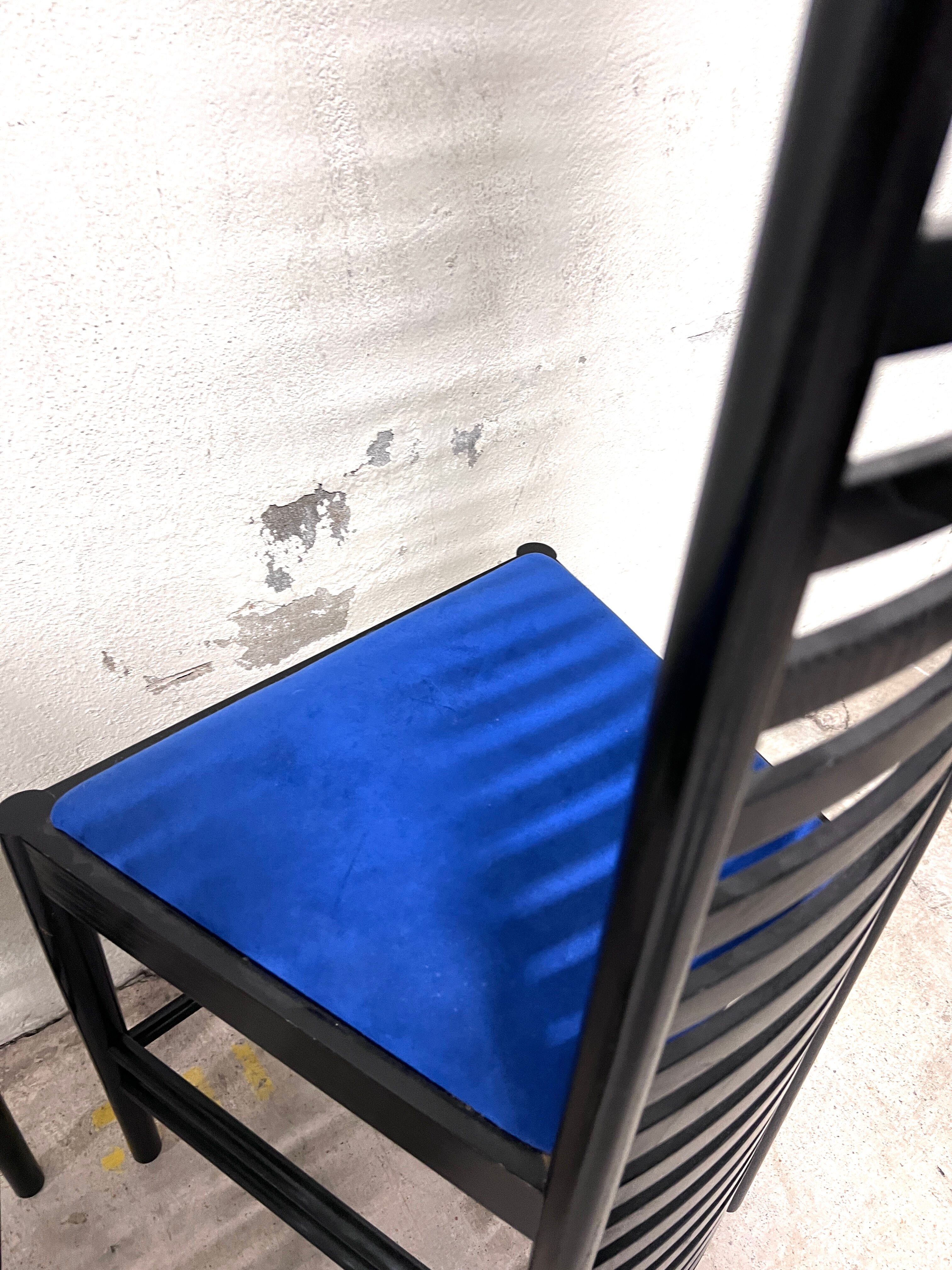 Paire de chaises Hill House par Mackintosh