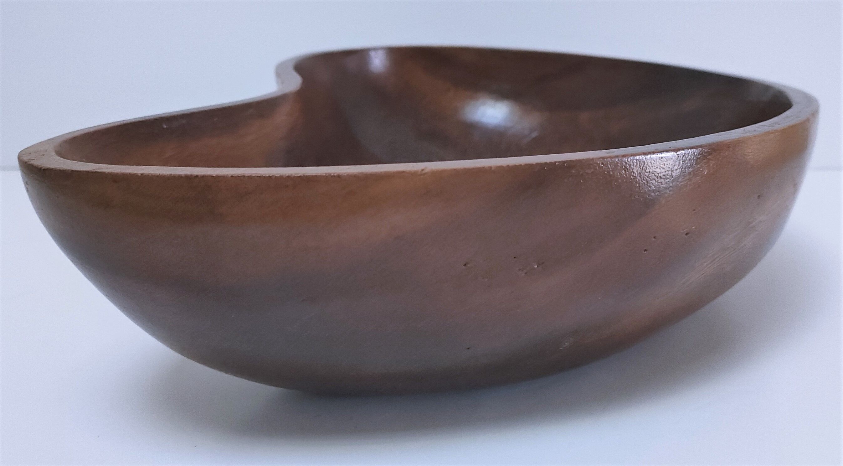 Monoxyl cut bean shape solid wood design