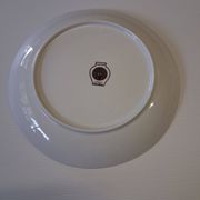 Very pretty Asian plate in very good condition.