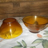 2 bowls in yellow amber glass, Vereco, vintage