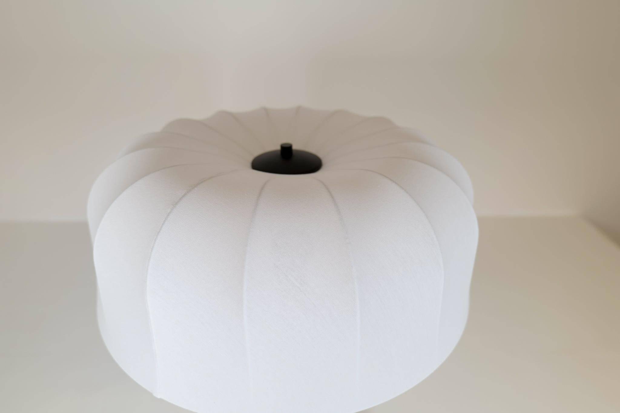 Mid-century table lamp in solid teak by Lisbeth Brams, Denmark, 1960s.