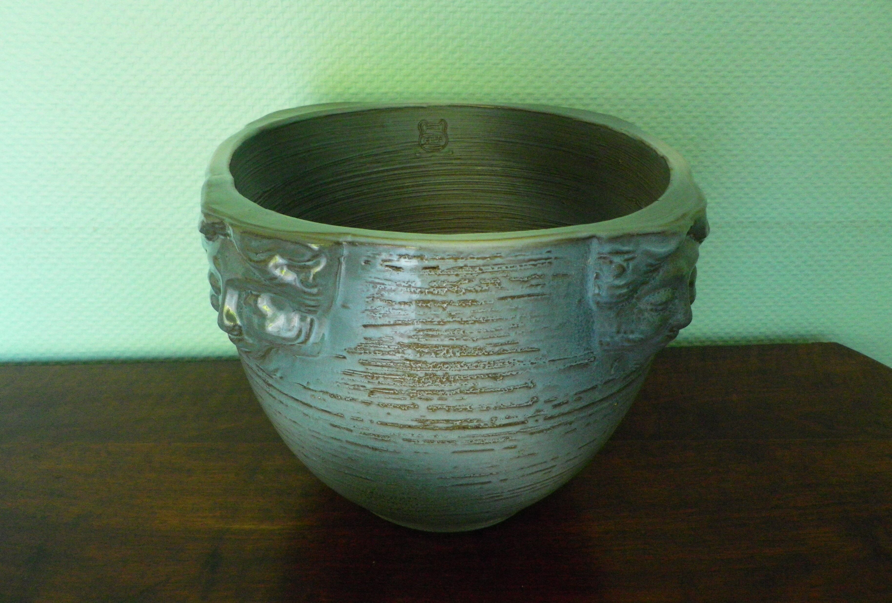 Glassed terracotta flower pot