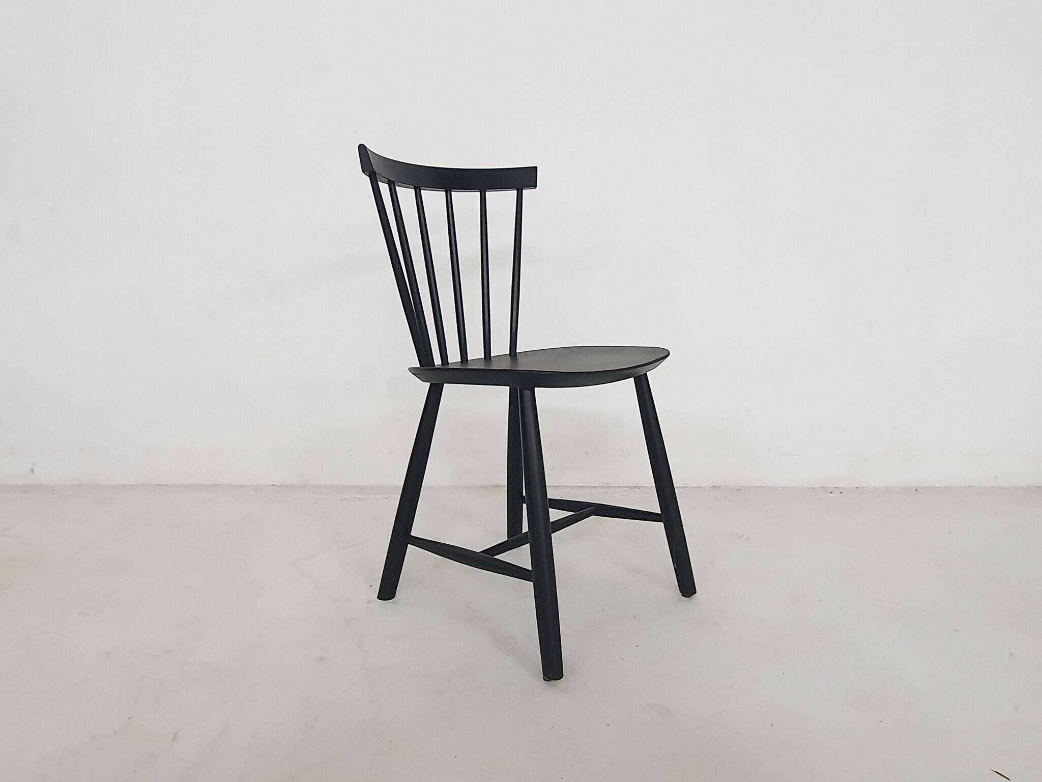 Poul M. Volther J46 spindle back chairs for FDB Mobler, Denmark, 1956