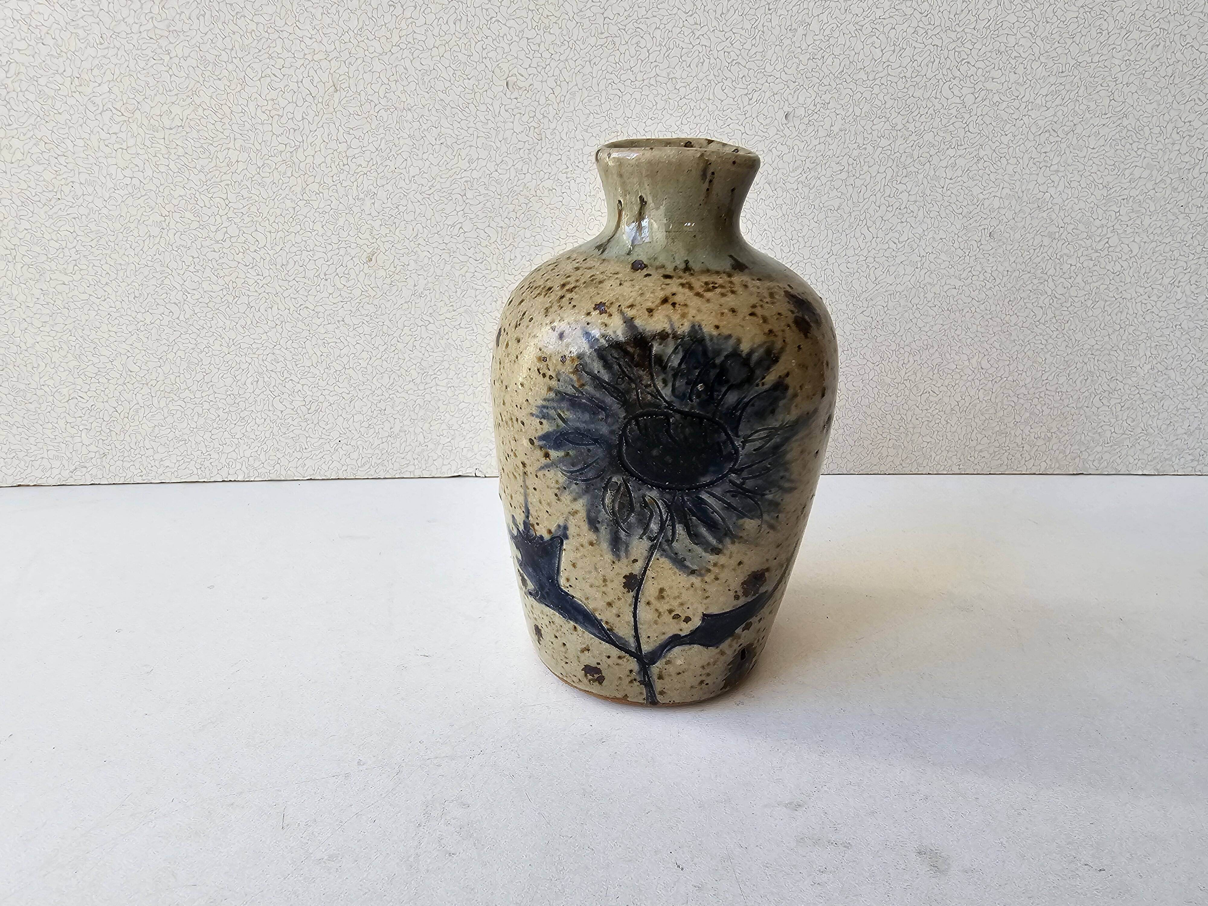 Vase with floral motif in enamelled ceramic - signed Suzanne Dauliach