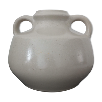 Capuchin sandstone vase