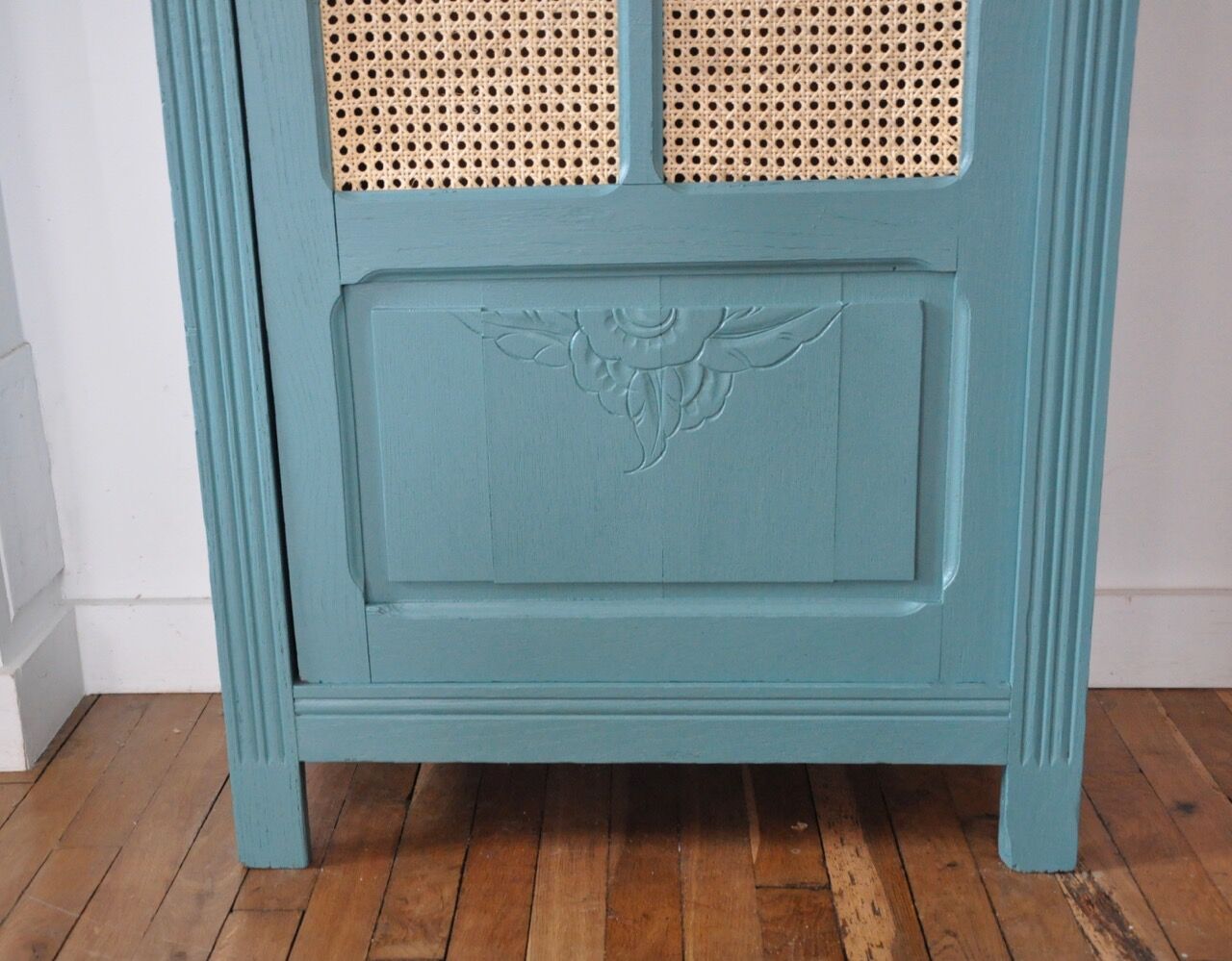 Vintage bonnetière wardrobe