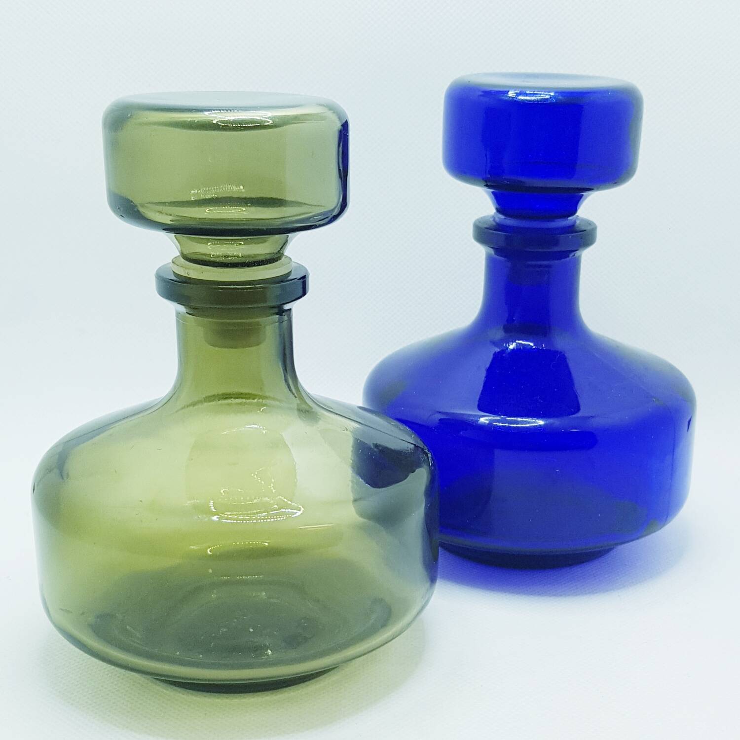 Suite de 2 carafes du milieu du siècle