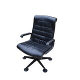 An eye-catching desk or conference chair designed by Richard Sapper. Manufactured by Knoll International in the USA around 1980.