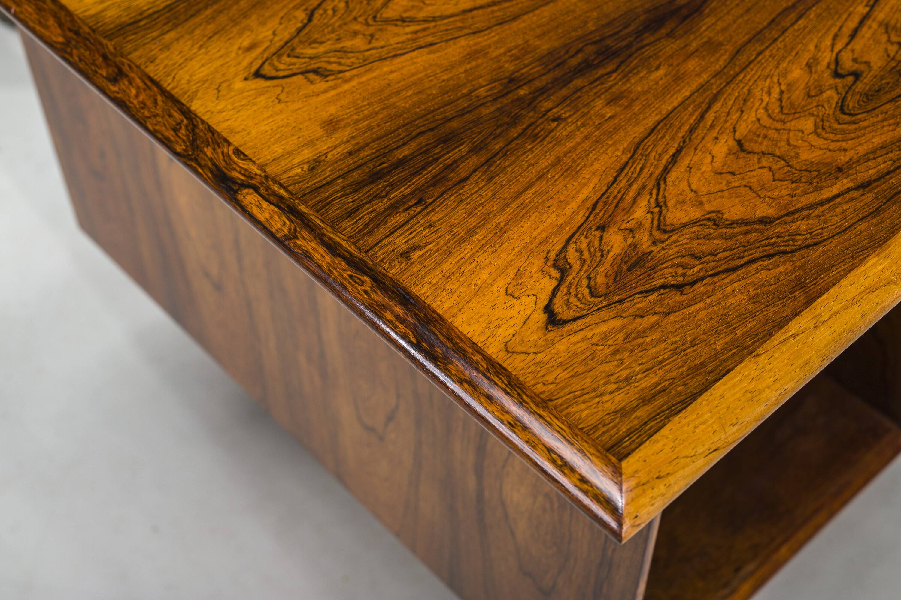 Bureau en palissandre, 1960