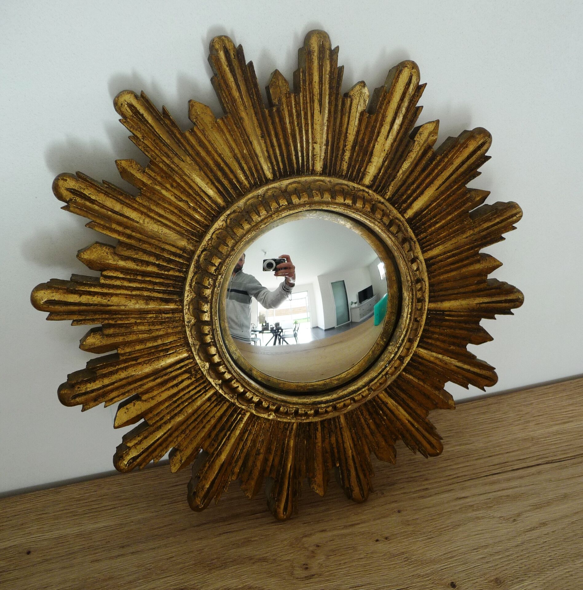 Mirror sun witch's eye
