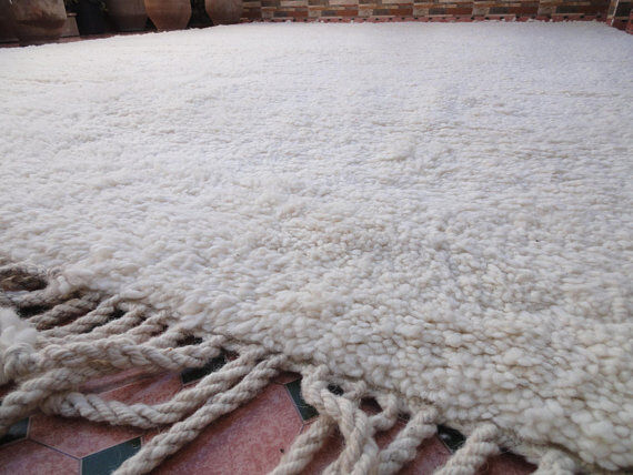Beni Oarain woollen carpet Moroccan Berber 400 x 291 cm