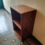 Shelf on navy style wheels