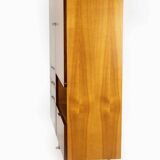 Armoire en frêne et noyer du milieu du siècle de Jitona, années 1960