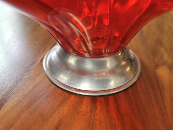 Corbeille tulipe ancienne vintage en verre rouge des années 60