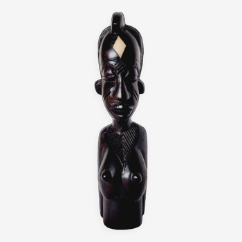 Sculpture antique d'art africain du Sénégal Buste de femme Bois d'ébène et os.
