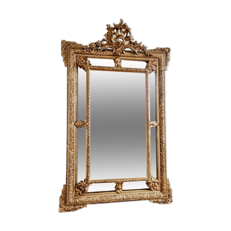 Antique mirror in Parecloses