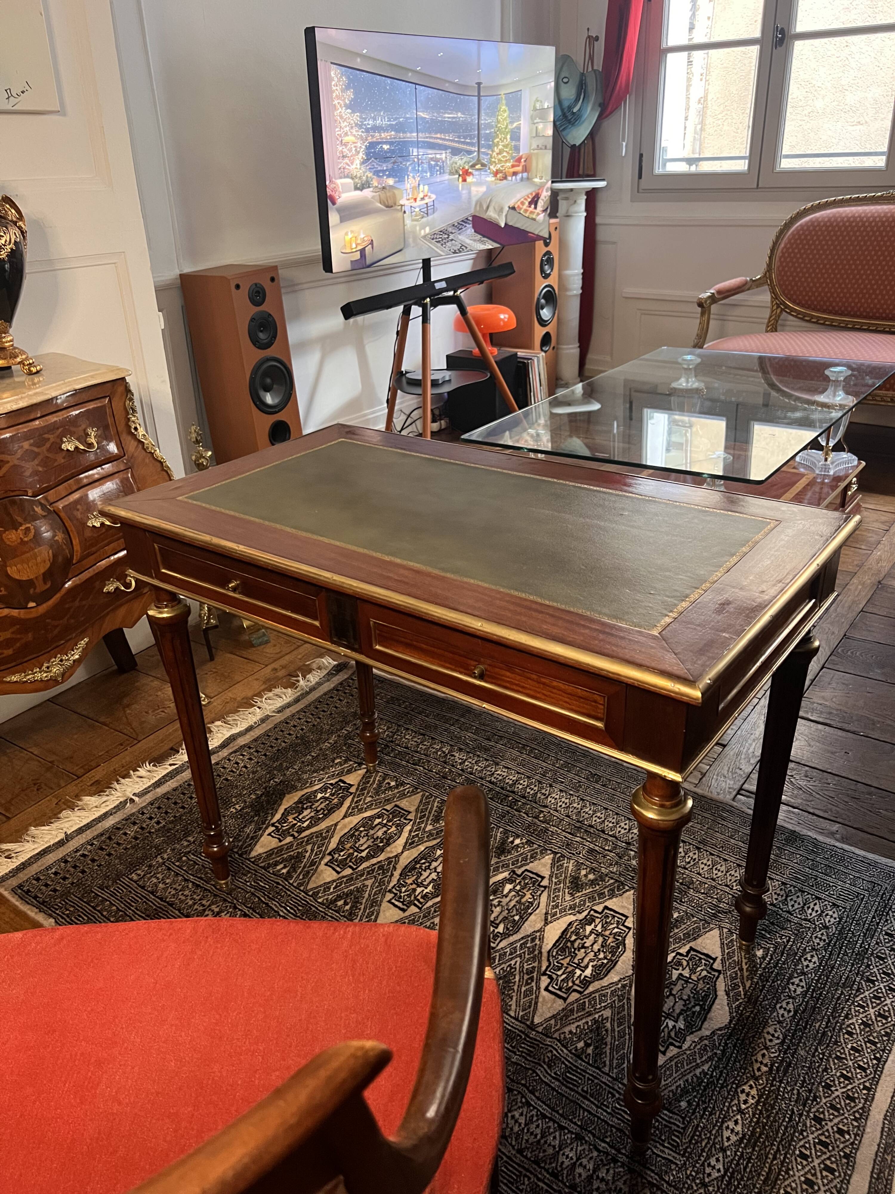 Small Louis XVI style desk - Late 19th century