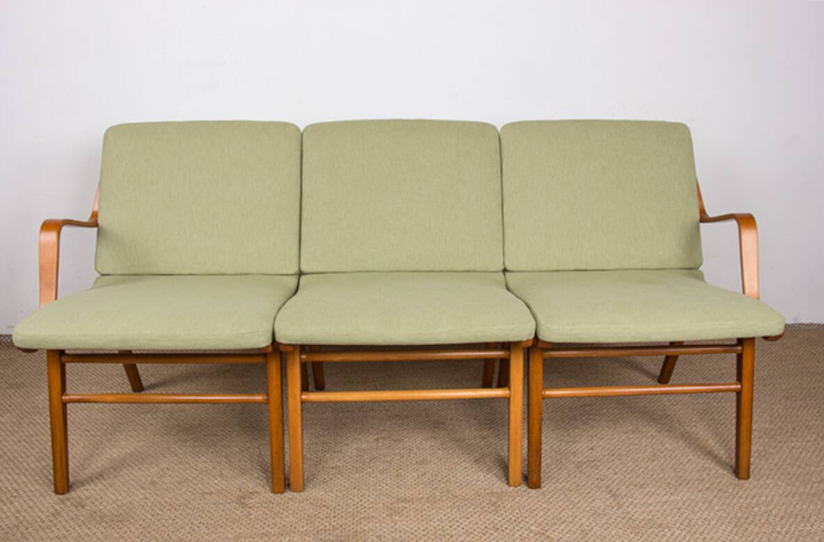 Danish 3-seater sofa in laminated beech and mahogany model AX by Peter Hvidt and Orla Molgaard-Nielsen for Fritz Hansen 1960