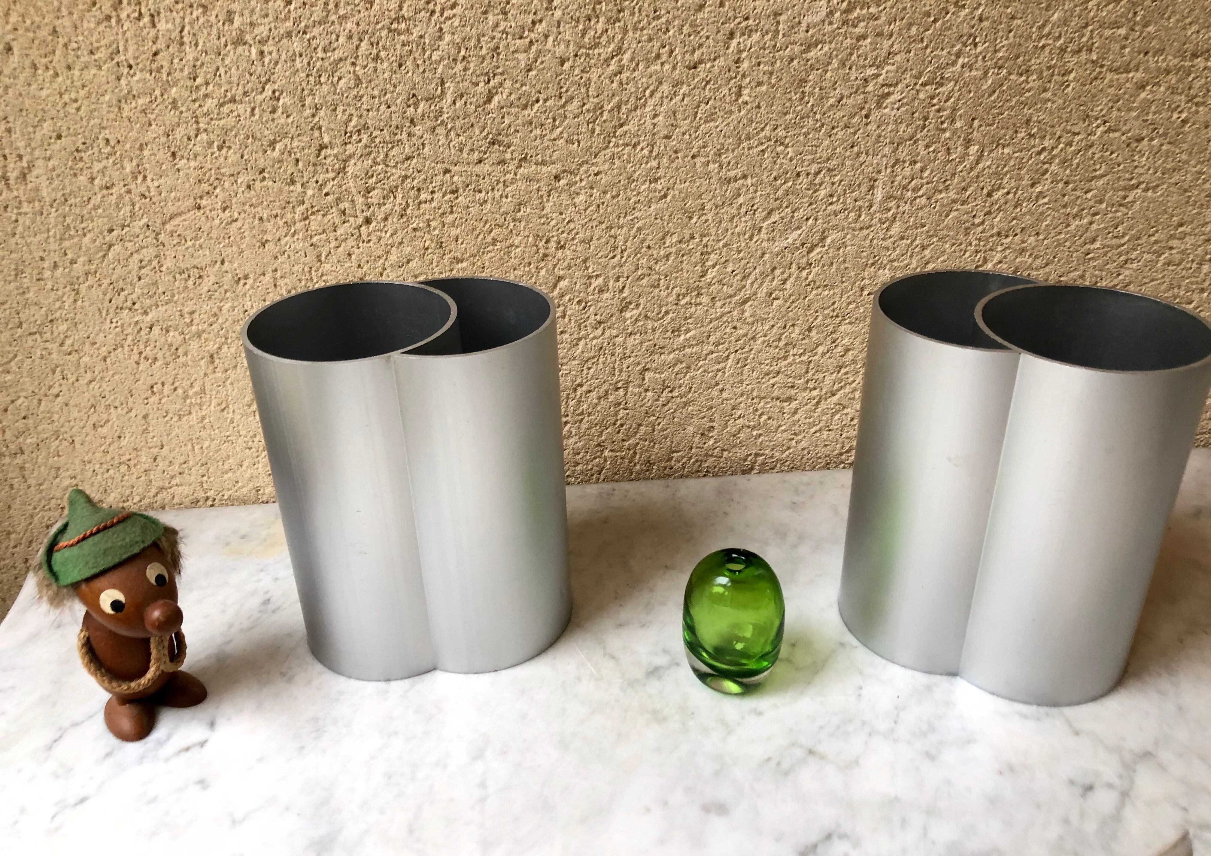 Pair of minimalist vase, 70s