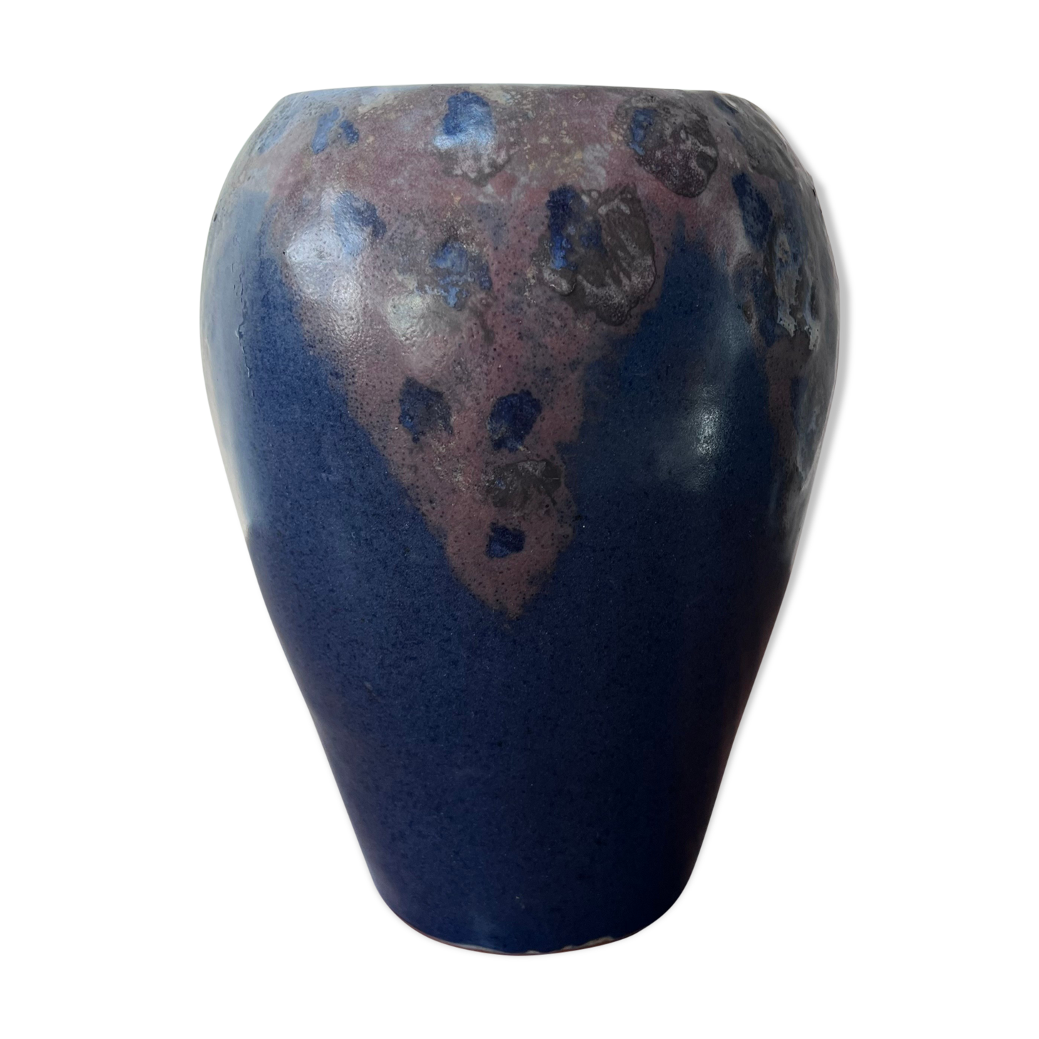 Blue vase with inclusion