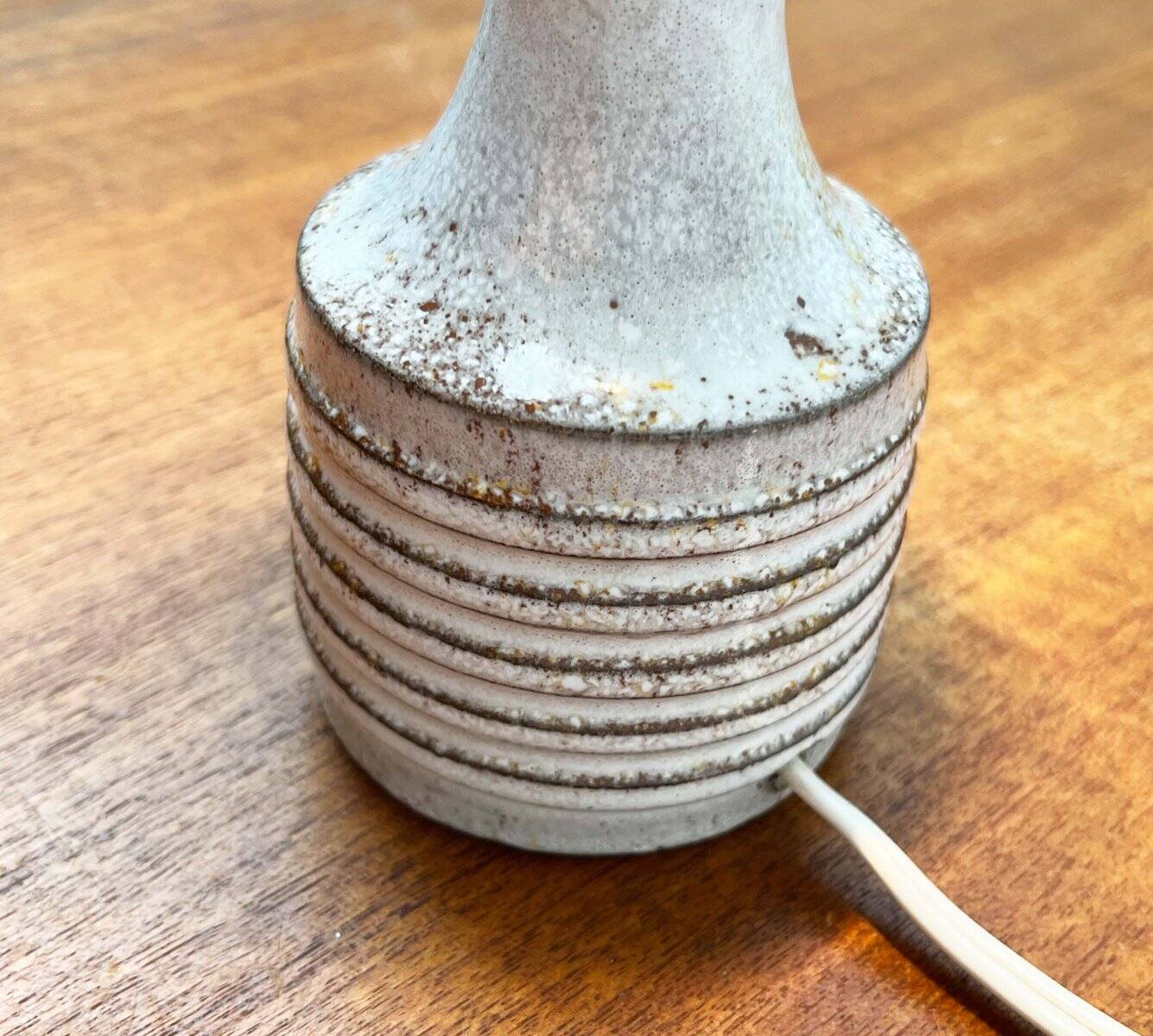 Mid-century modern studio pottery table lamp by Axella, 1960s.