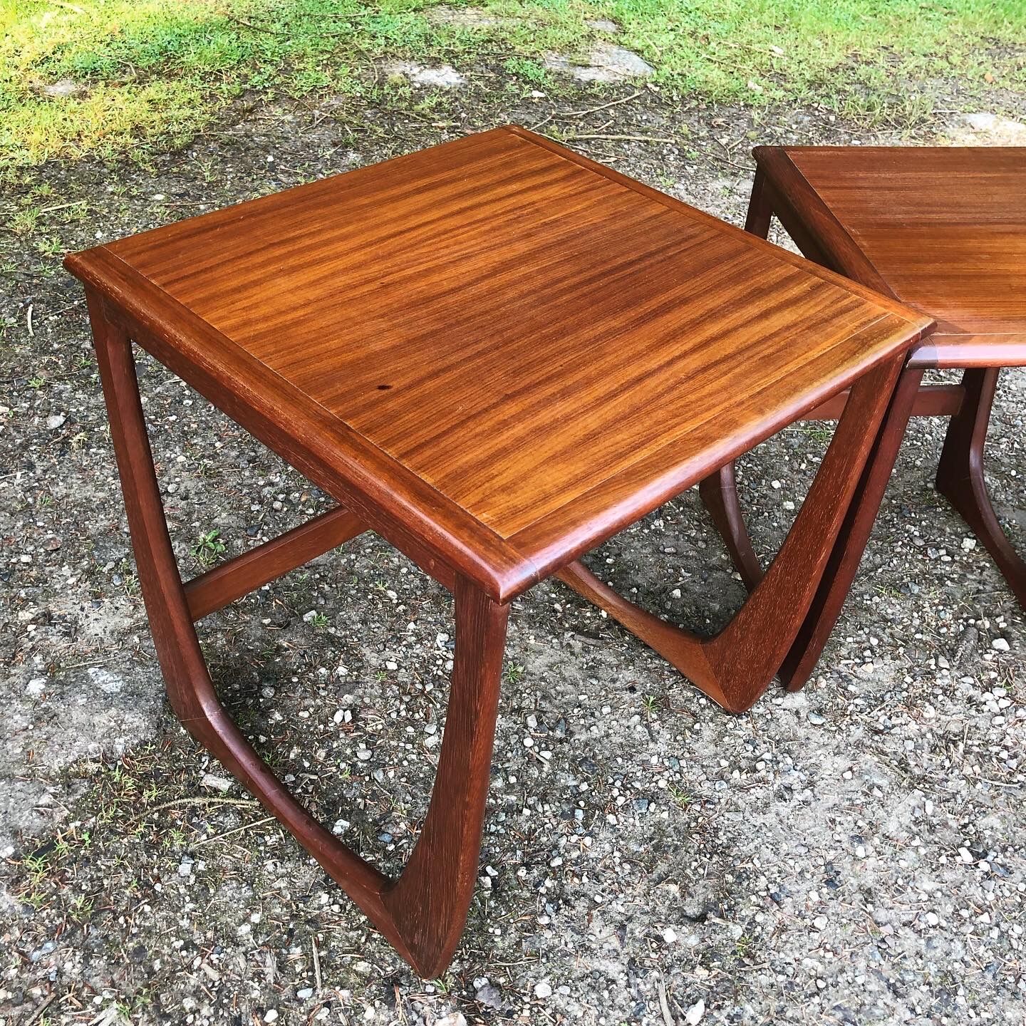 G-Plan pull-out tables