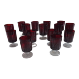 Set of 15 stemmed glasses year 70
