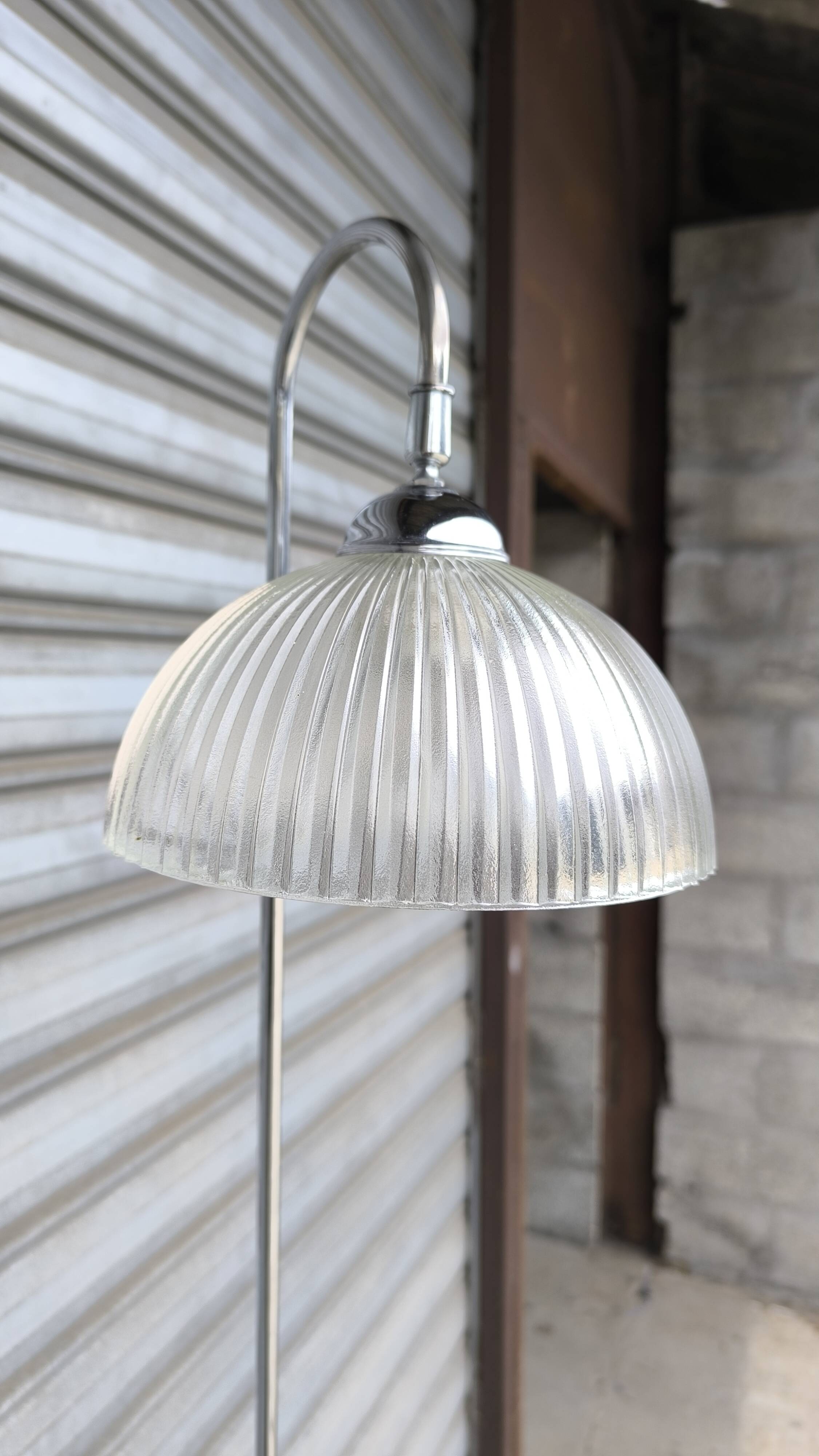 Floor lamp in chromed metal and holophane glass 1970
