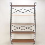 Italian free standing teak shelving unit, 1950