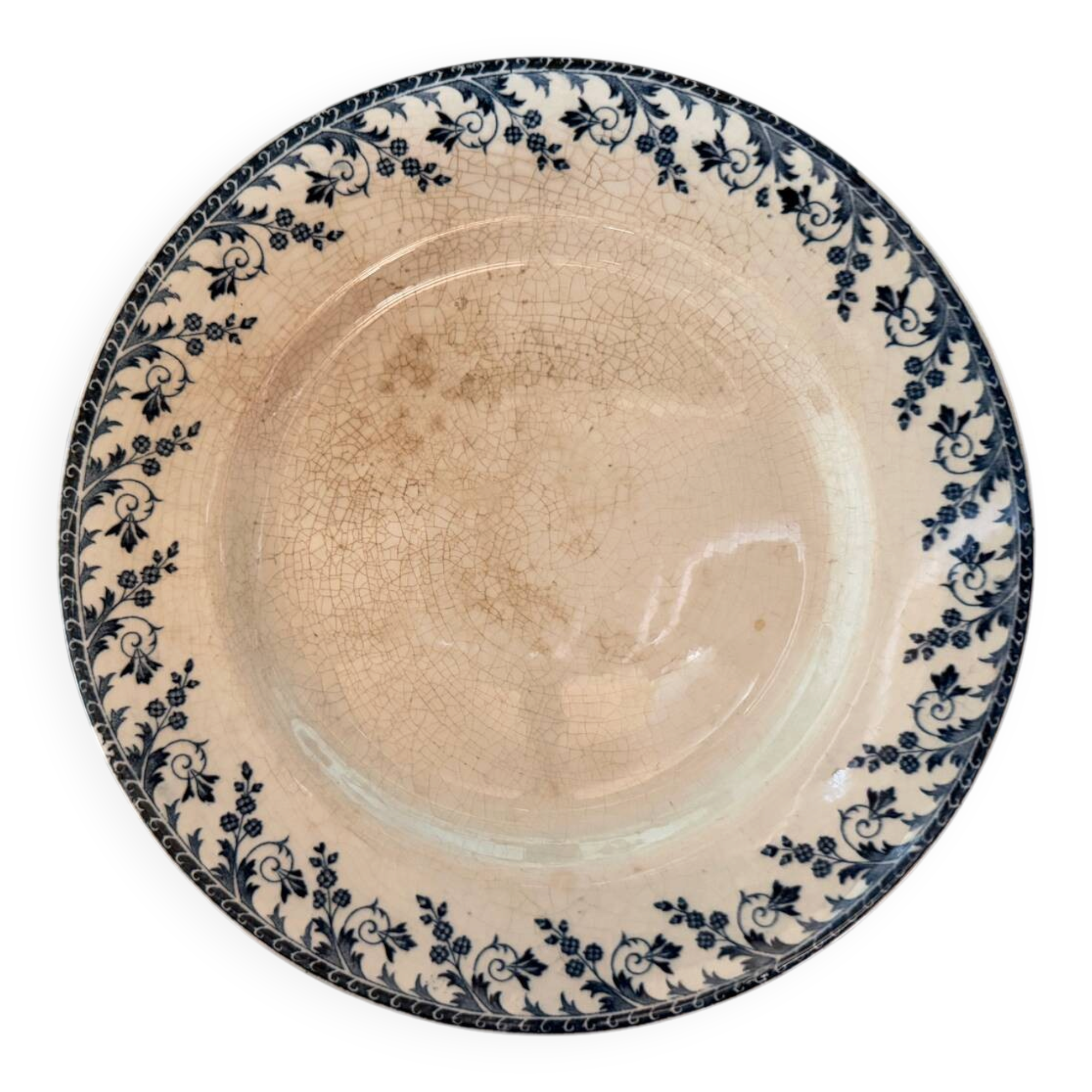 Plate on pedestal in Gien ironstone model Montigny