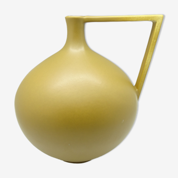 Original wrist mustard decorative vase