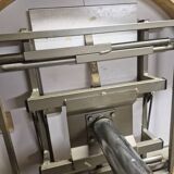 Roche Bobois round table