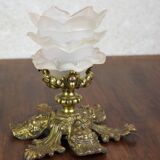 Suspension in bronze and glass paste.