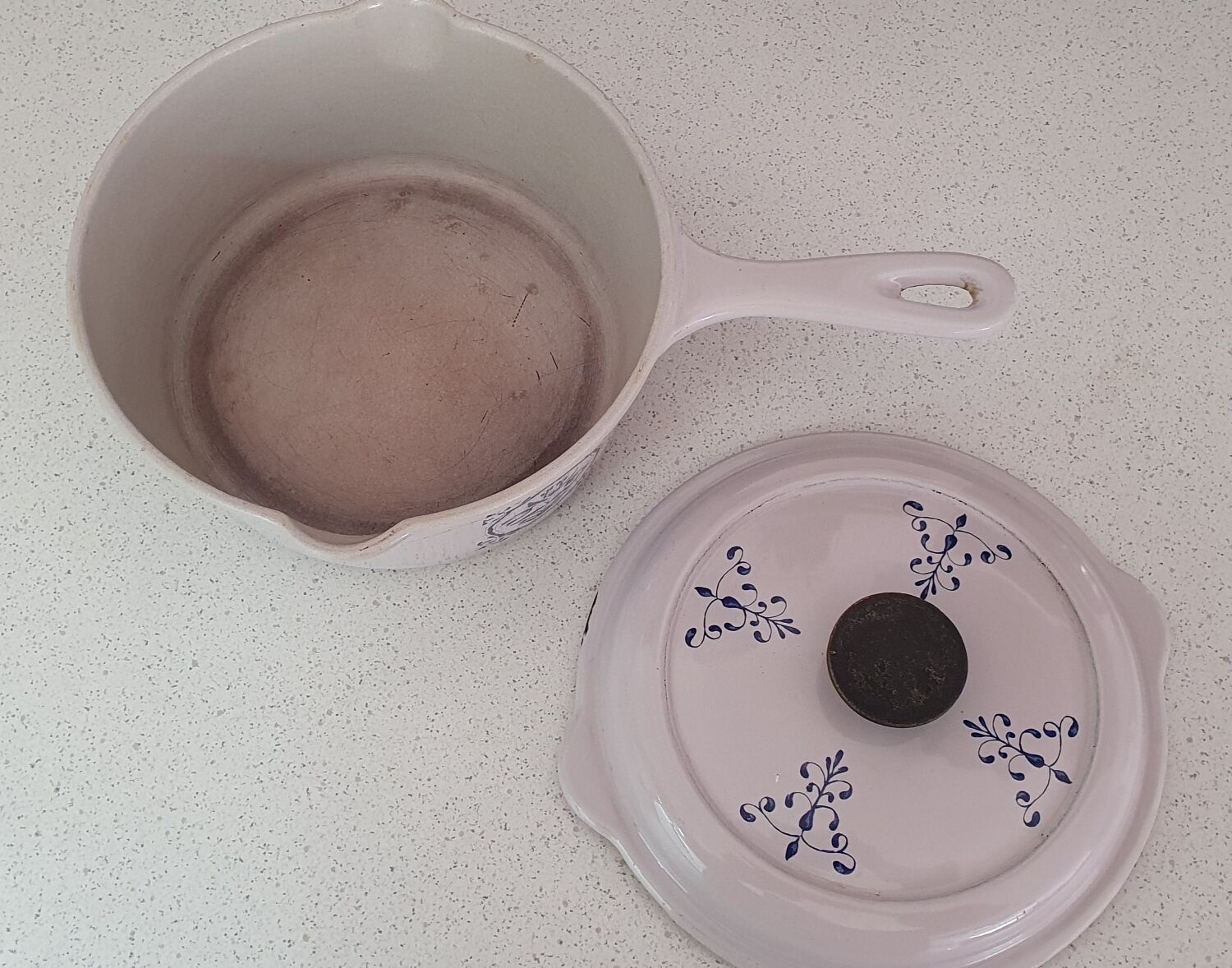 Set le Creuset fondue pot and casserole