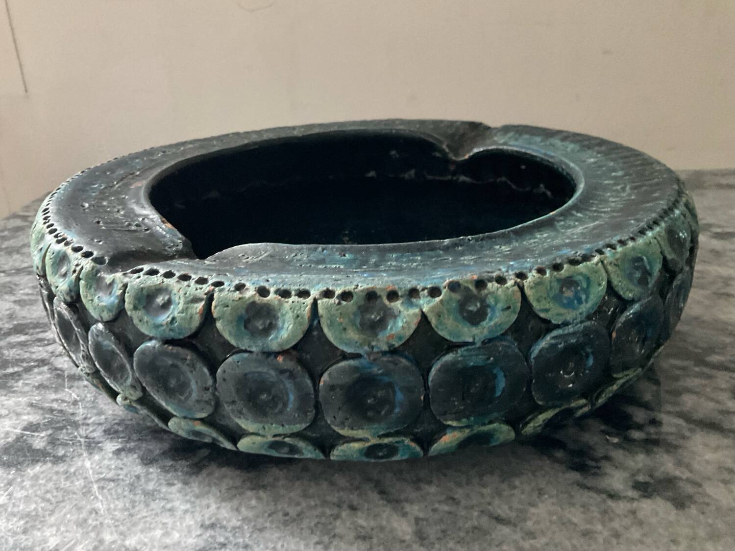 Large Bitossi-Aldo Londi ashtray in glazed ceramic