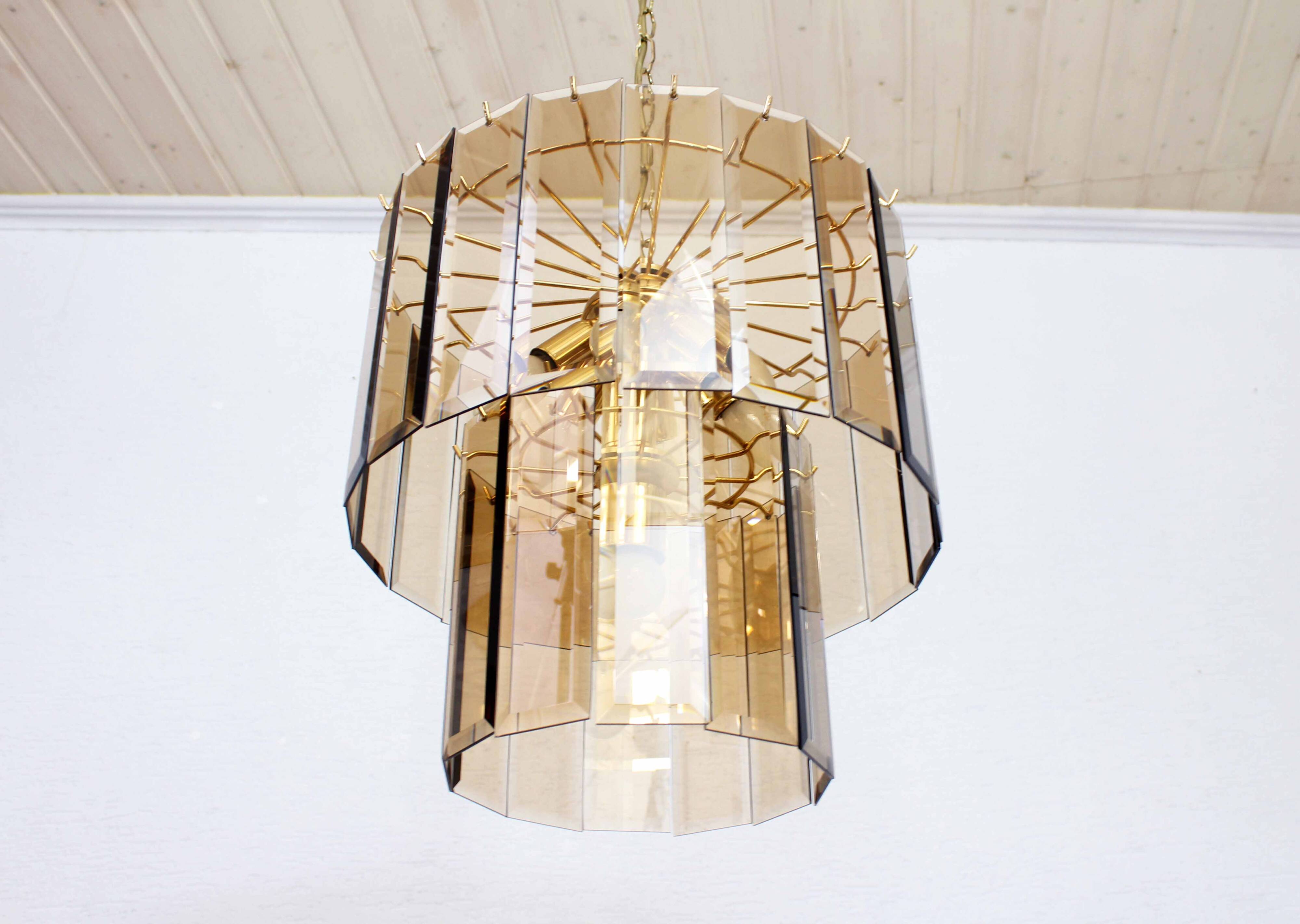 Italian chandelier in brass and beveled glass